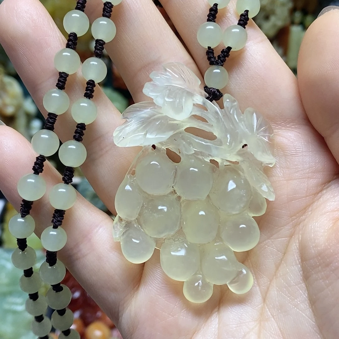 岫玉未镶嵌吊坠(赠链)