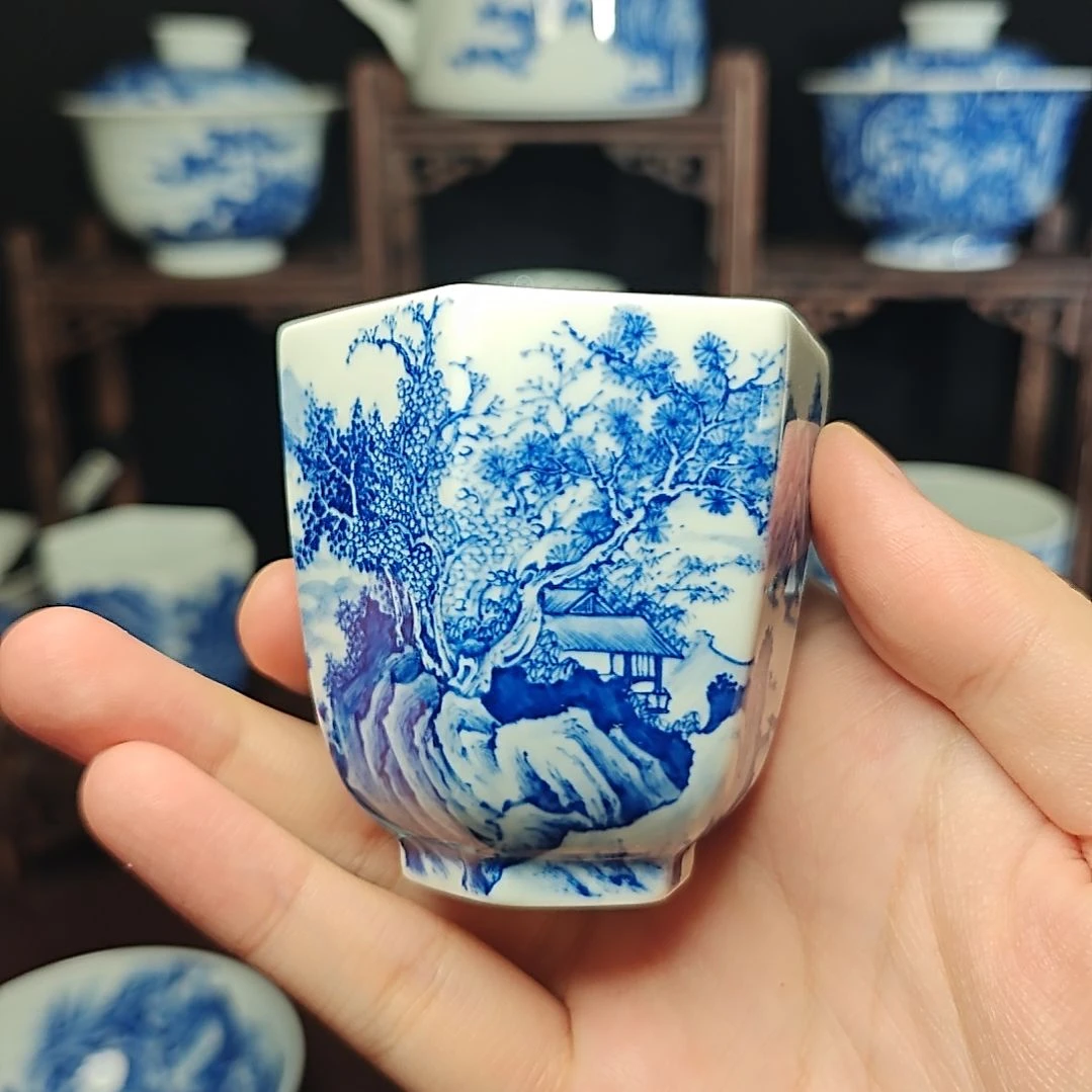 清***川摆件青花山水主人杯