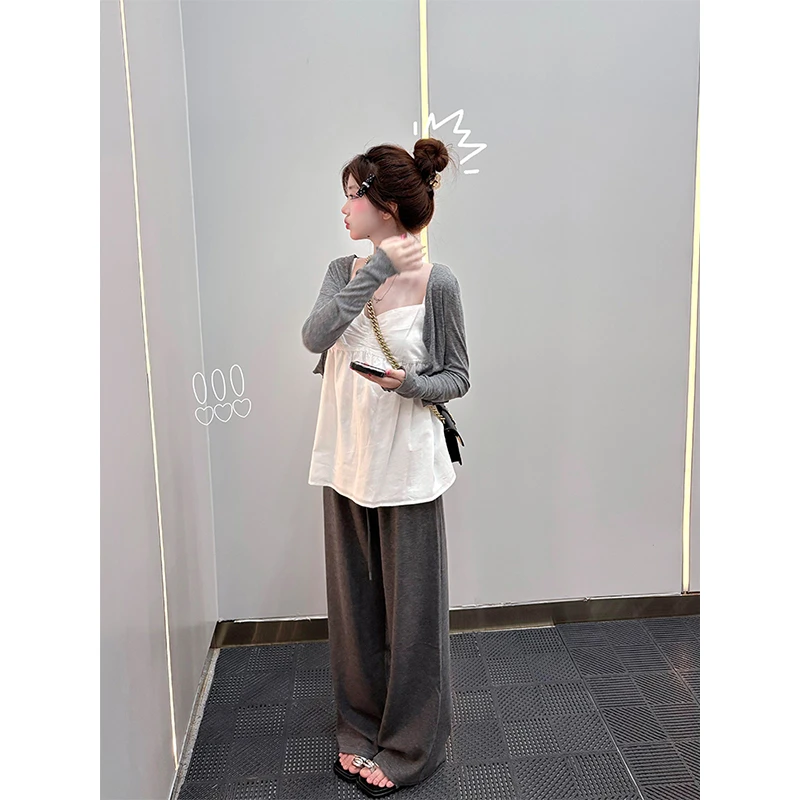早秋2025超火穿搭一整套韩系白色吊带背心外搭开衫阔腿裤子三件套