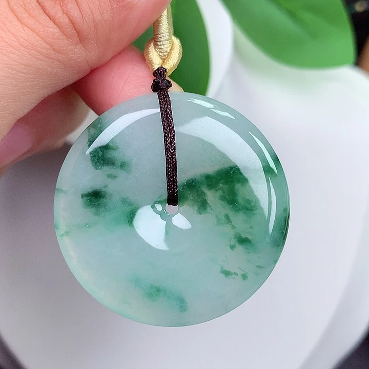 颈饰未镶嵌翡翠平安扣 38x5.6mm