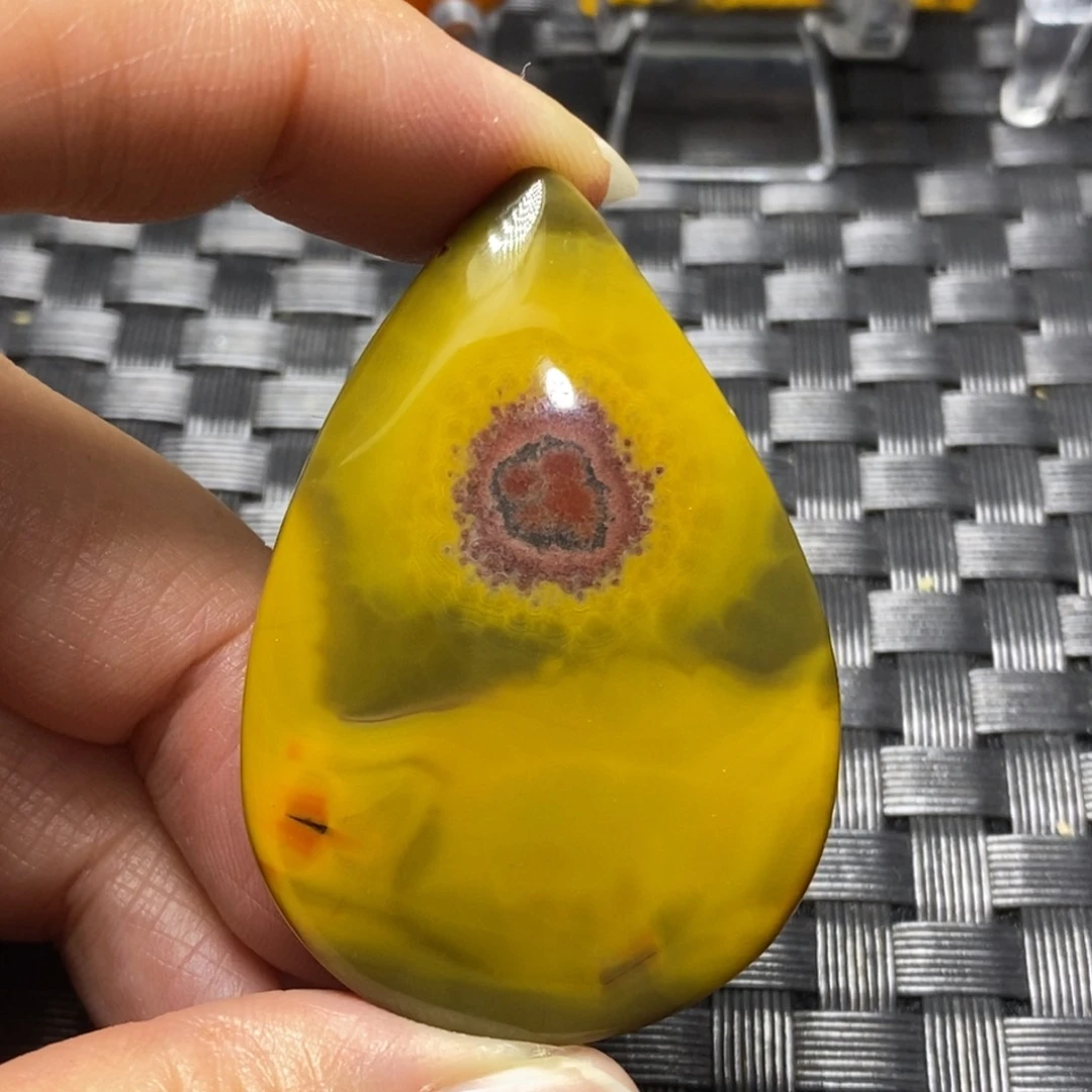 玛瑙/玉髓颈饰未镶嵌觉**下