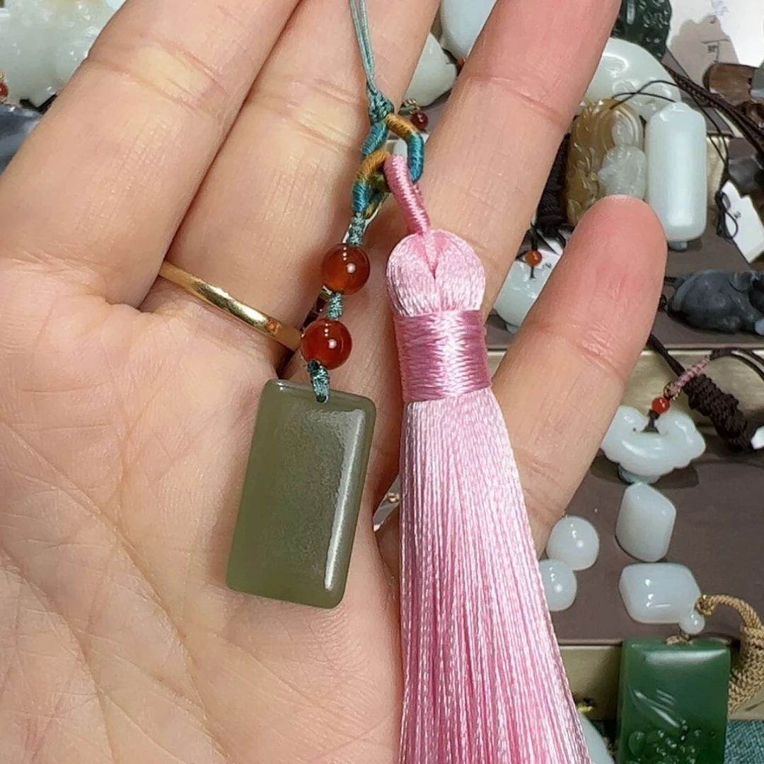 【闪购商品】未镶嵌和田玉车挂