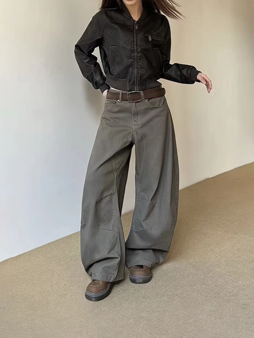 2025秋季辣妹风高街风女常规款牛仔裤百搭做旧高街显瘦设计款