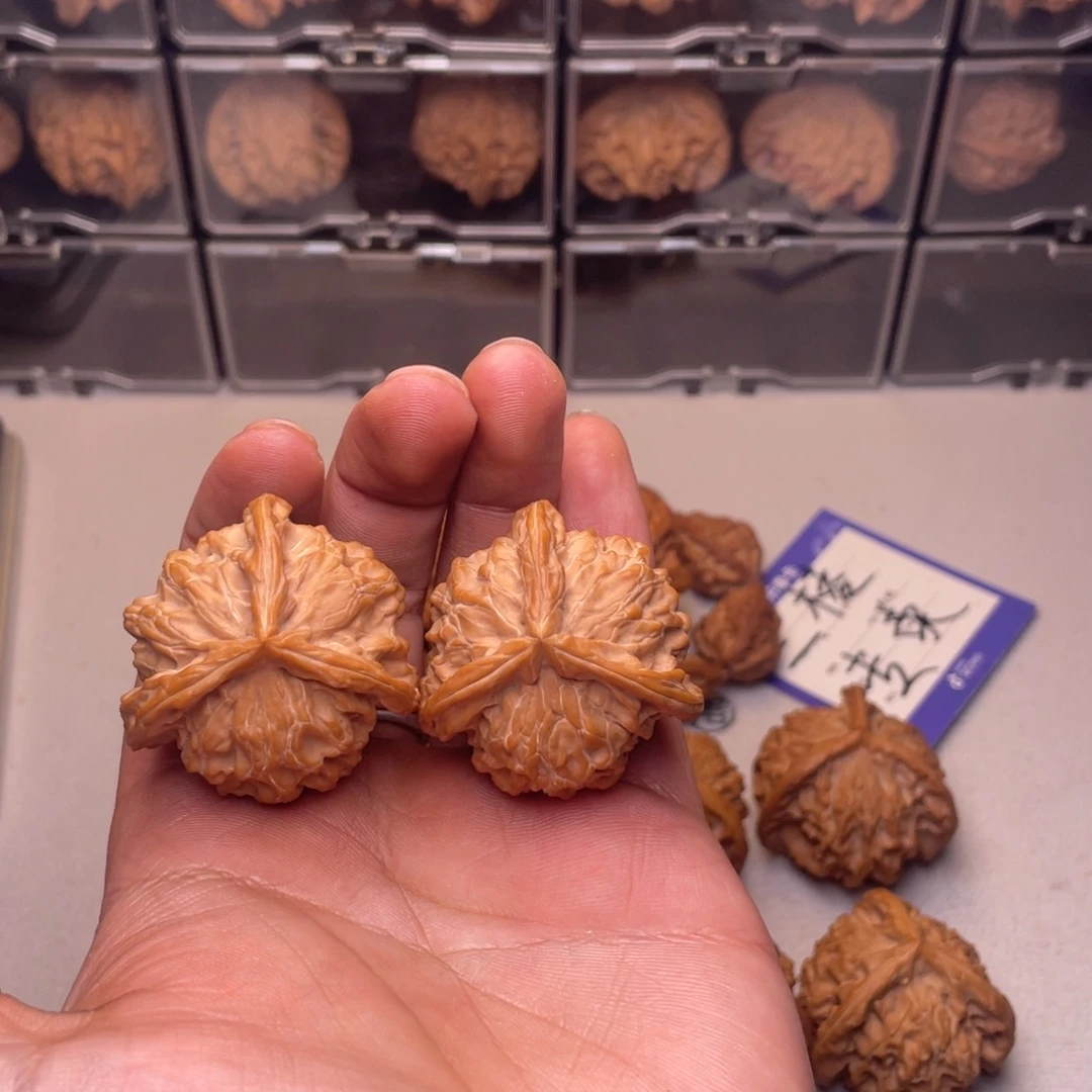 文玩核桃吊坠盘山40尺