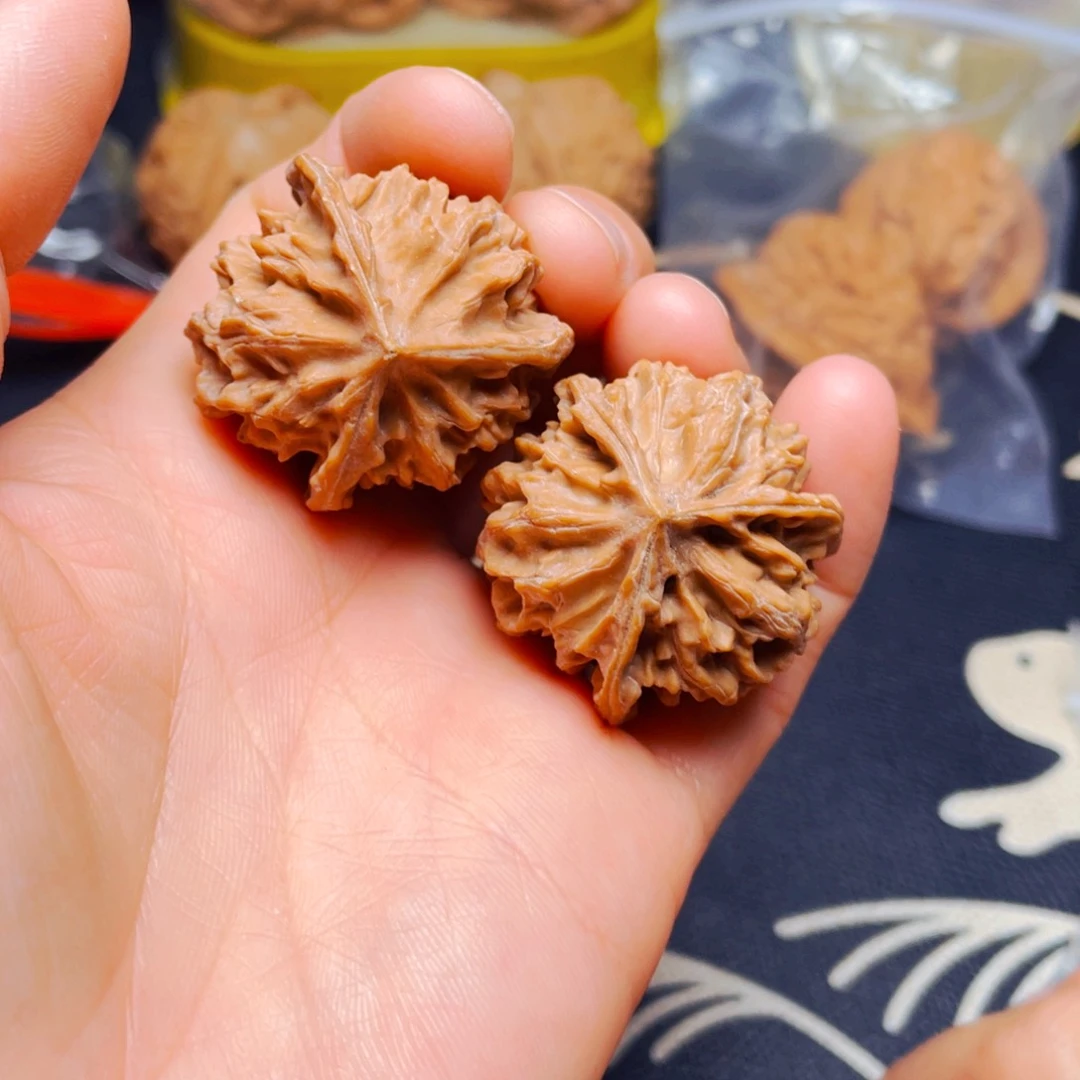 吊坠文玩核桃三愣子