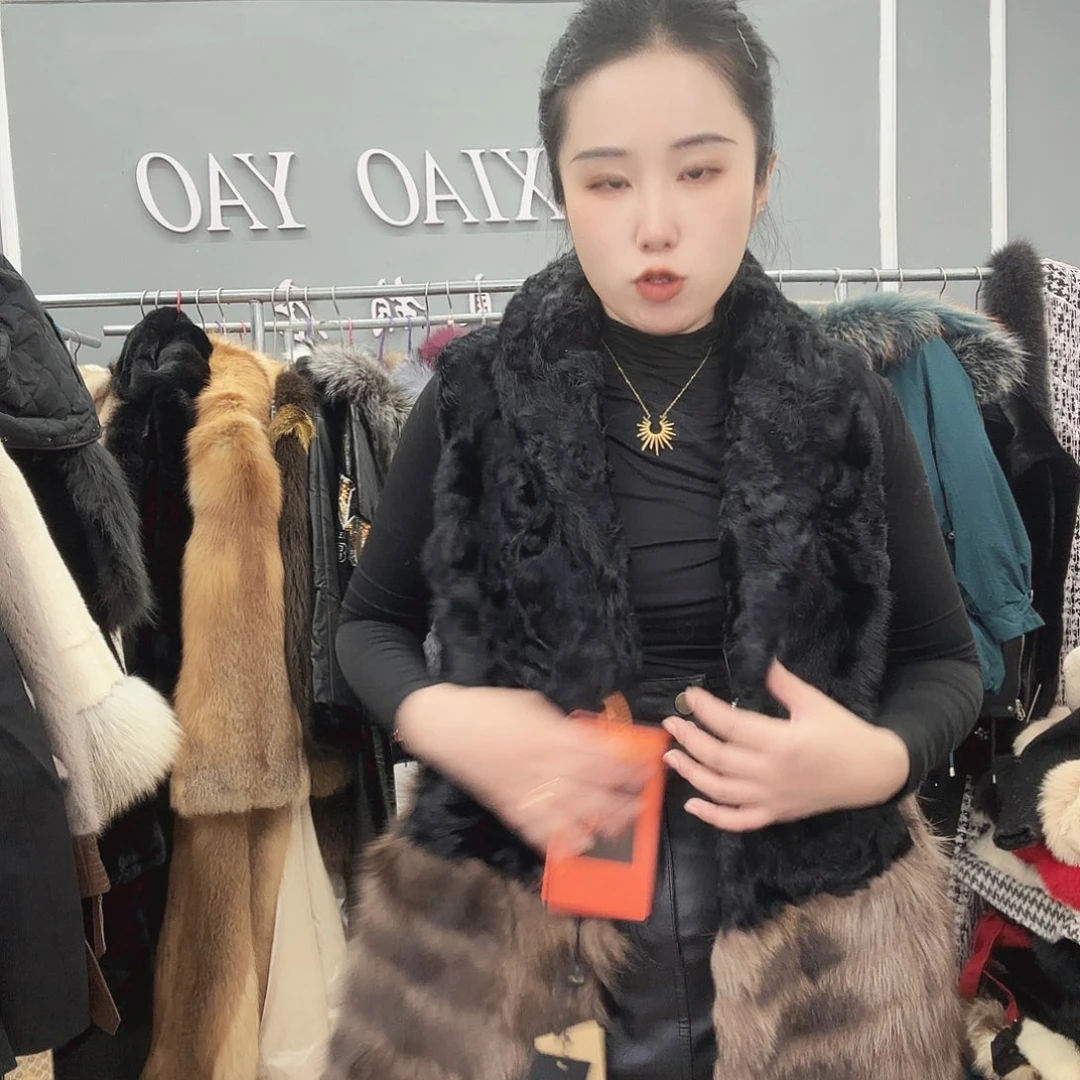 姚小妖家高端皮草