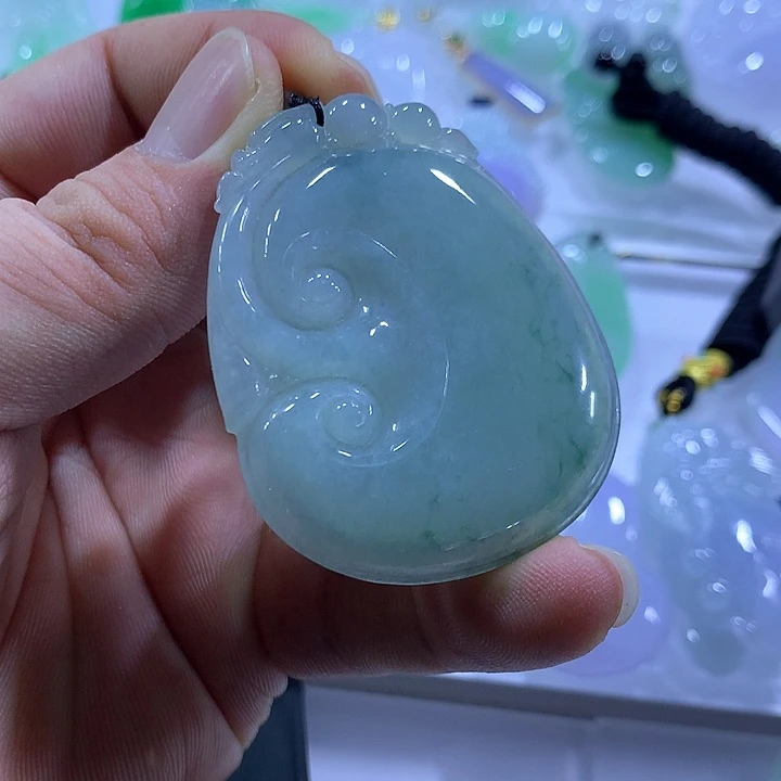 颈饰未镶嵌翡翠天然翡翠A货吊坠