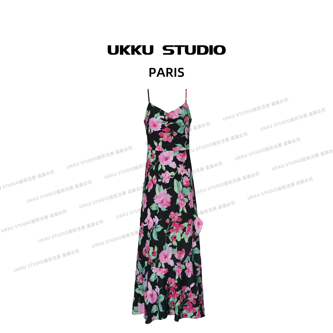 牛【UKKU STUDIO】轻奢设计师蔷薇收腰碎花吊带连衣裙9139848