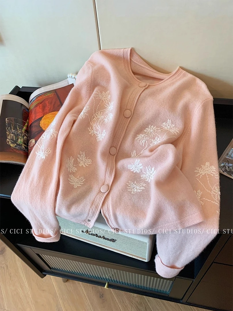 慵懒风圆领长袖毛衣开衫女装2025秋季新款减龄韩系甜美气质针织衫