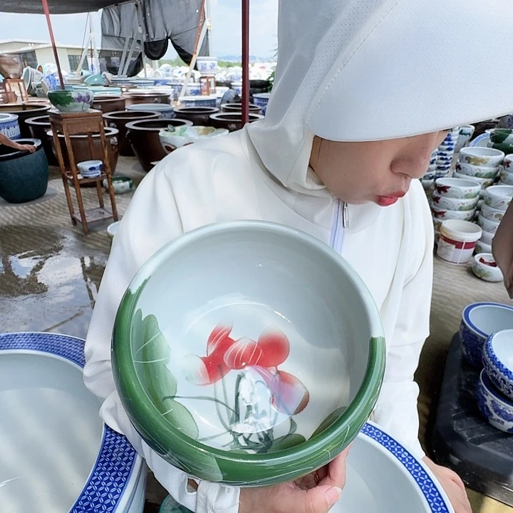 瓷片直径23，高13。。。。