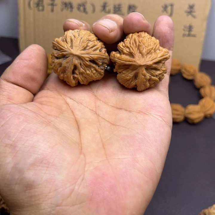 无***眠桃核吊坠文山三棱两棱半