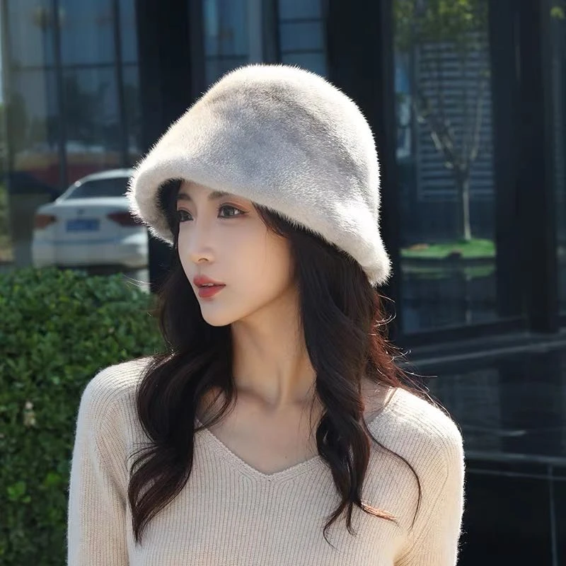 冬季新款女士渔夫帽保暖护耳整貂高档气质护头护颈帽保暖帽送礼