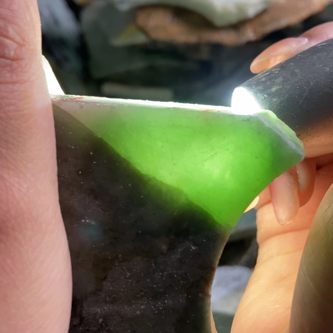 翡翠未镶嵌挂件天然翡翠