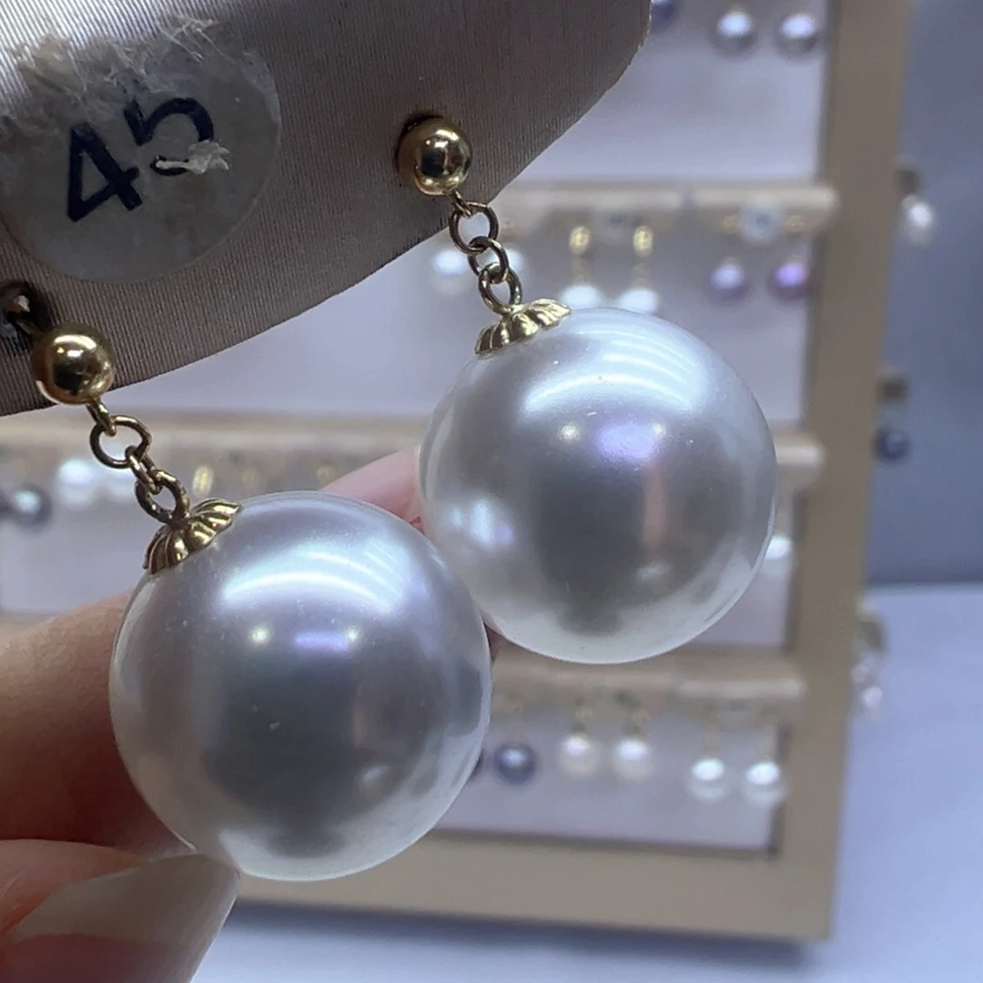 18K金镶嵌淡水珍珠耳饰