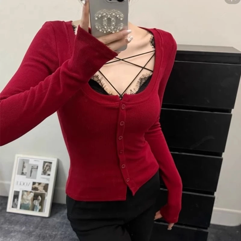 性感气质假两件修身显瘦长袖t恤女冬设计感蕾丝纯欲短款针织上衣