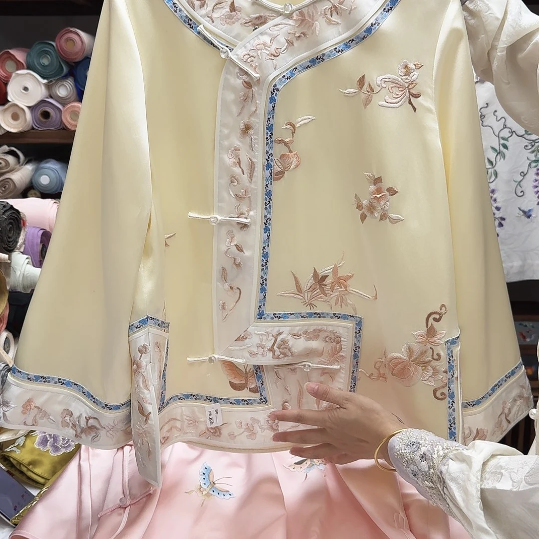 苏绣24.胸围106.衣长62