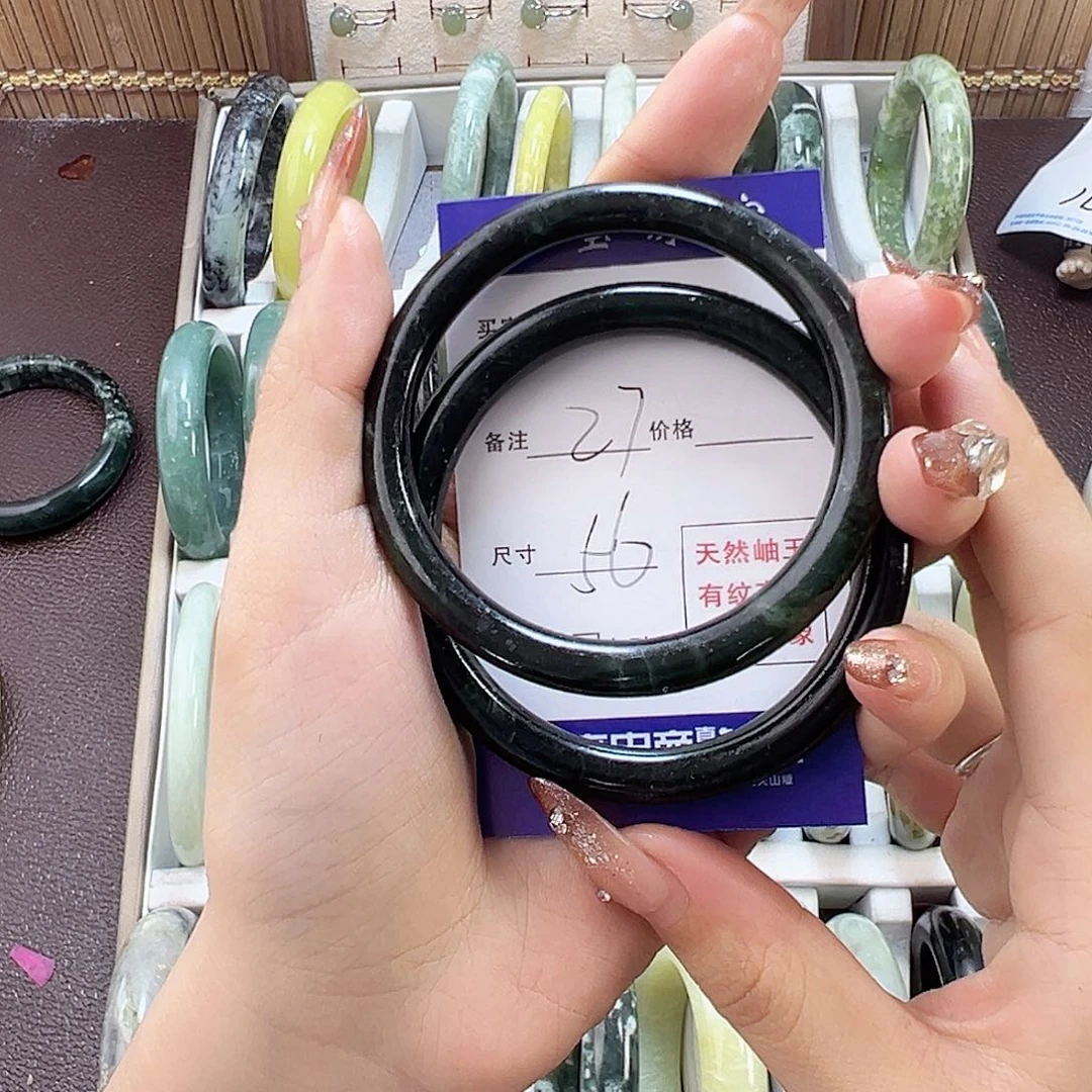 蛇纹石玉手镯未镶嵌ᝰ****斯