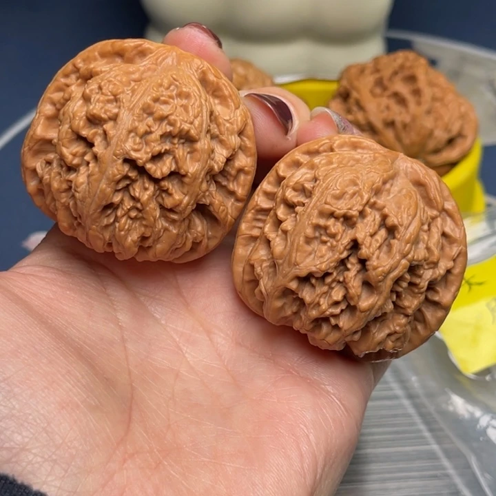 文玩核桃把件粗筋45