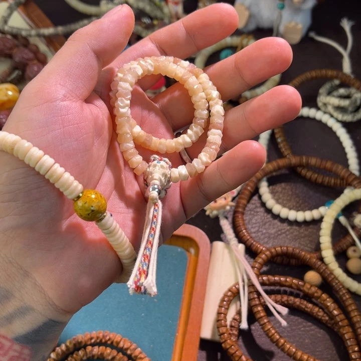 柏香籽/百香籽吊坠大***口驼骨透料手工燃烧机