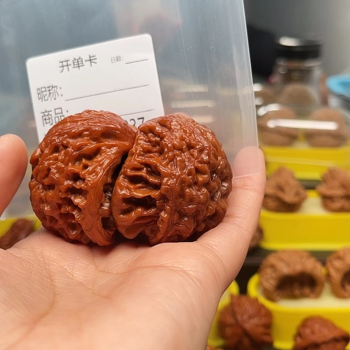 卿***.吊坠文玩核桃文玩核桃文玩核桃