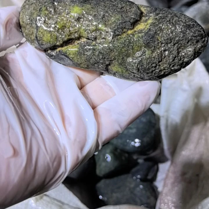 绿***山有机玻璃藏玉药王石原石