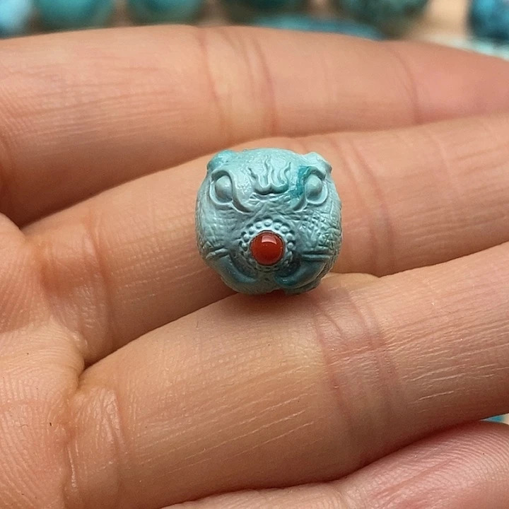 绿松石未镶嵌湖北原矿高瓷无优化绿松石