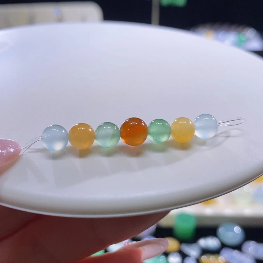 翡翠未镶嵌颈饰翡翠糖果色系小珠搭配