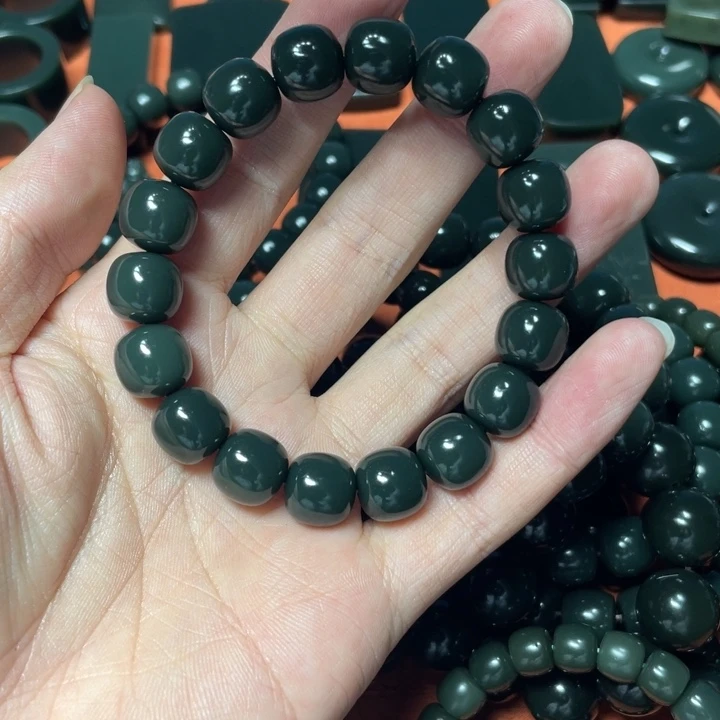 觀***照和田玉（糖玉）未镶嵌颈饰