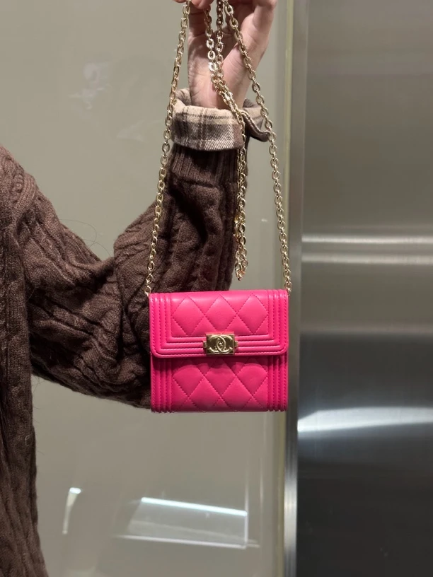 95新 Chanel/香奈儿 粉红色卡包单肩斜挎包