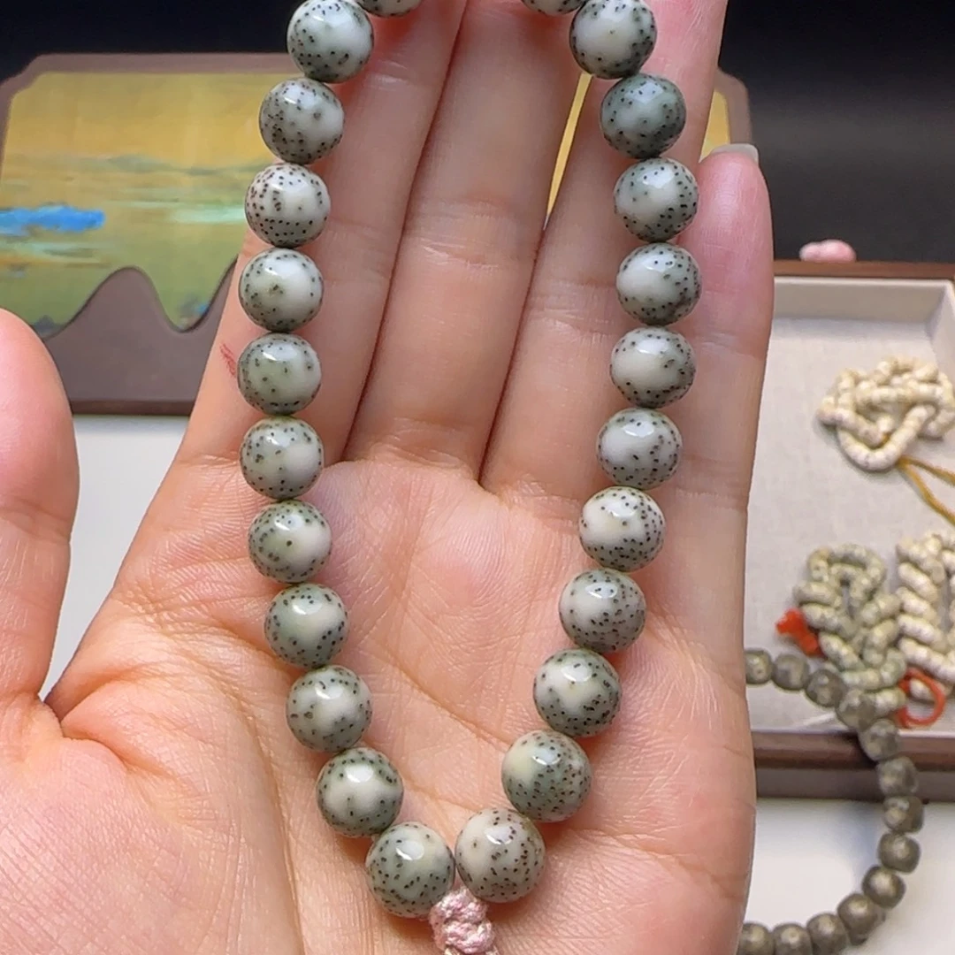 星月菩提手串石玉糯冰针尖星双留白9手持