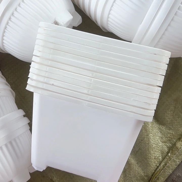 微瑕疵160白方盆口径15厘米高11厘米有色差灰尘介意勿拍