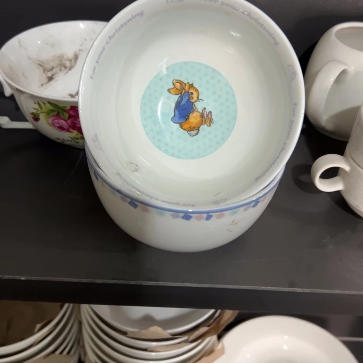 库存尾货库存尾货彼得兔老碗一对口径12.5