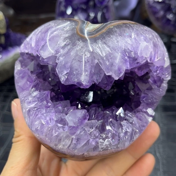 水晶珠宝半成品未镶嵌紫晶抛光洞