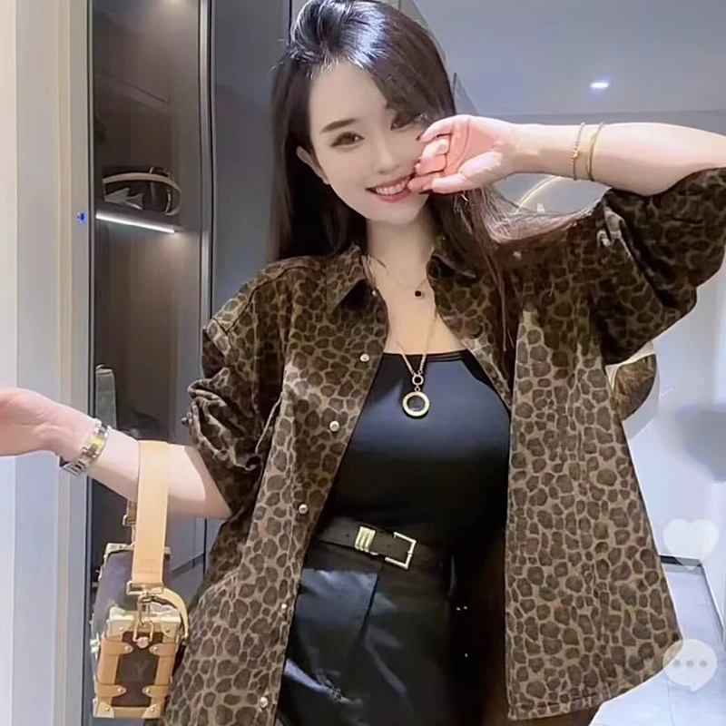 2024秋季新款豹纹长袖衬衫外套女洋气POIO领休闲宽松开衫夹克上衣