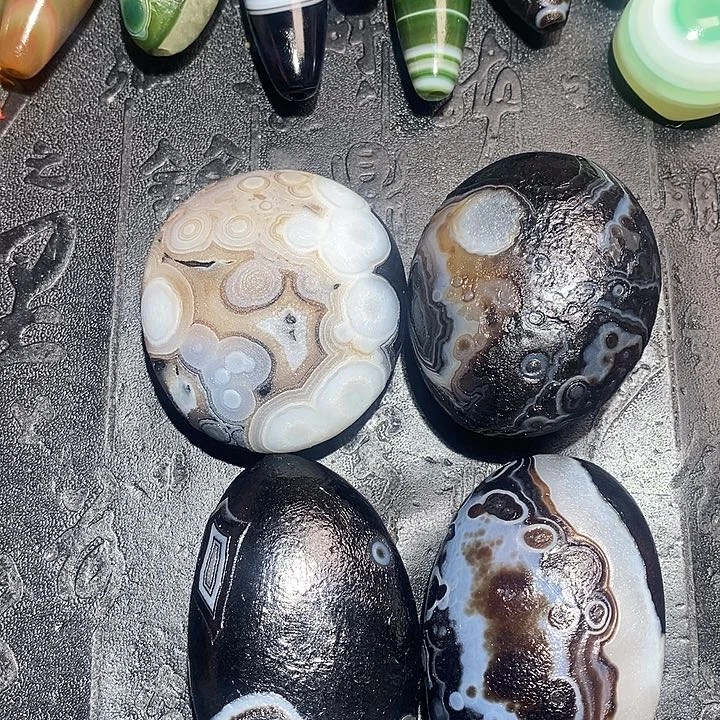 易***缘玛瑙/玉髓合金颈饰