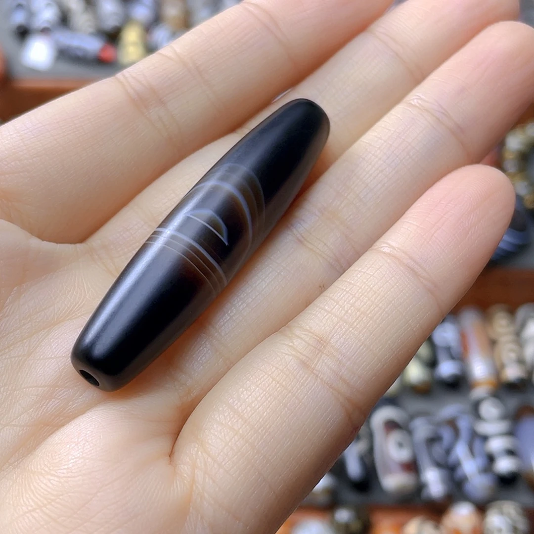 未镶嵌颈饰玛瑙/玉髓漠**官