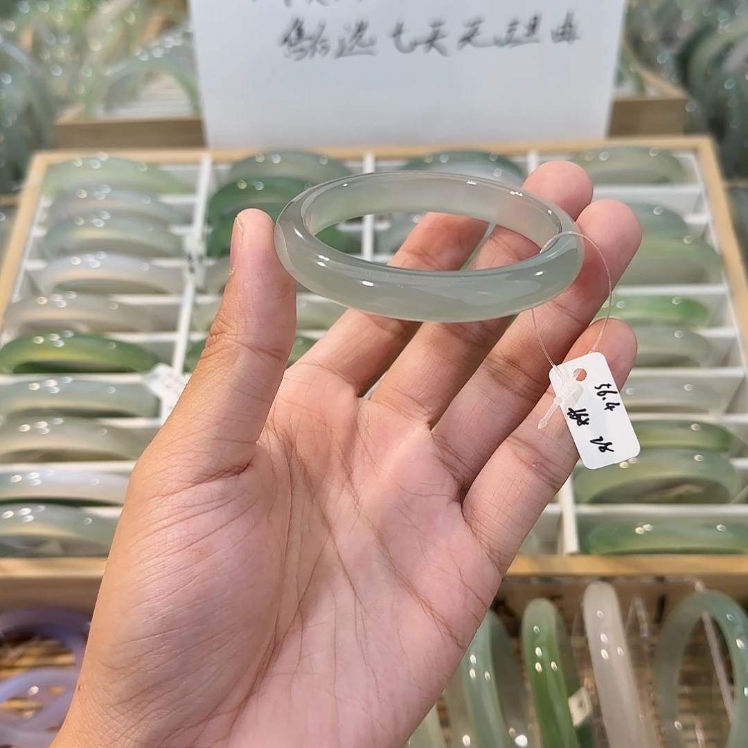 玛瑙/玉髓未镶嵌手镯圈口56.4