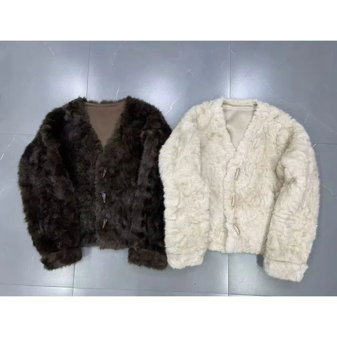 贵妇感V领毛毛外套