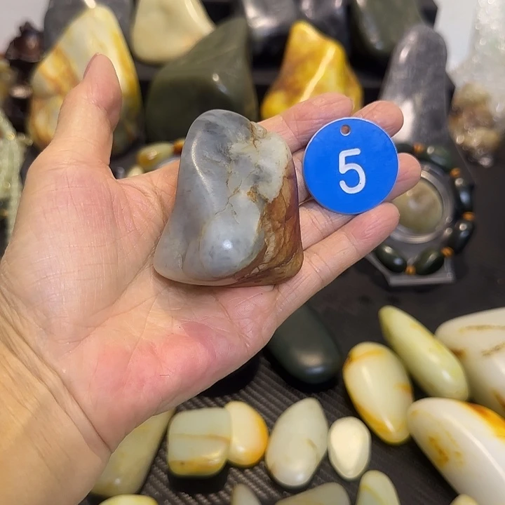 和田玉（糖玉）未镶嵌手链