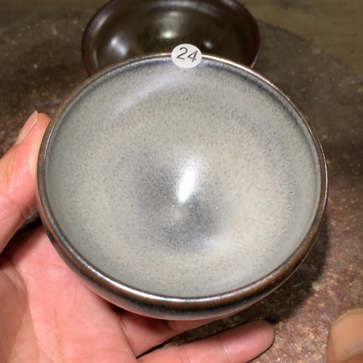 茶盏细看这支公屏上说24