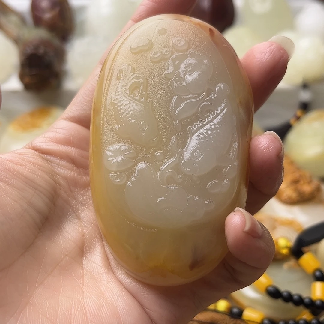 石材方解石手把摆件不退换鱼