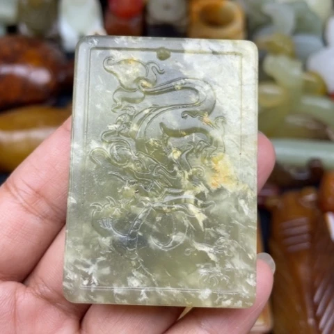 蛇纹石玉未镶嵌颈饰35