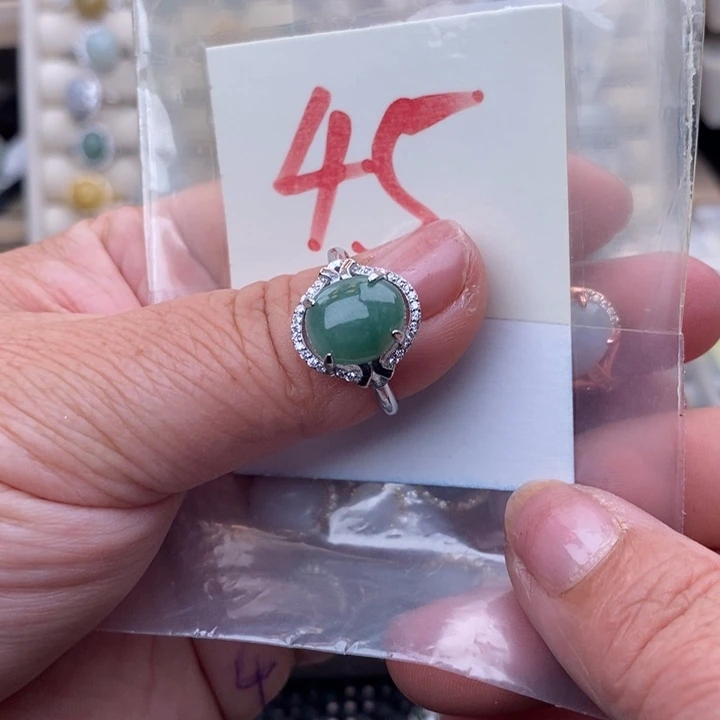 未镶嵌戒指翡翠缅甸