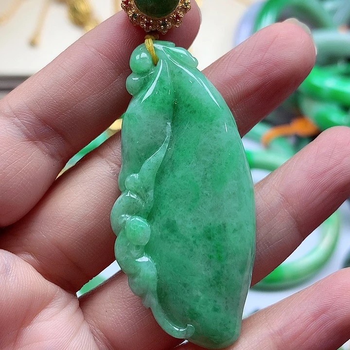 颈饰银S925镶嵌翡翠翡翠