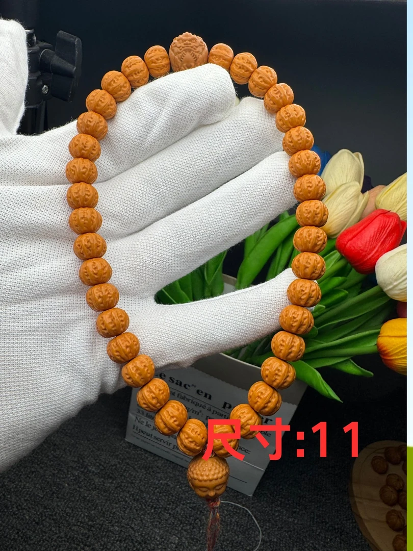 猴头核桃雕刻粗筋龙脊小八棱手持，尺寸11 ,36颗精穿精挑精卡