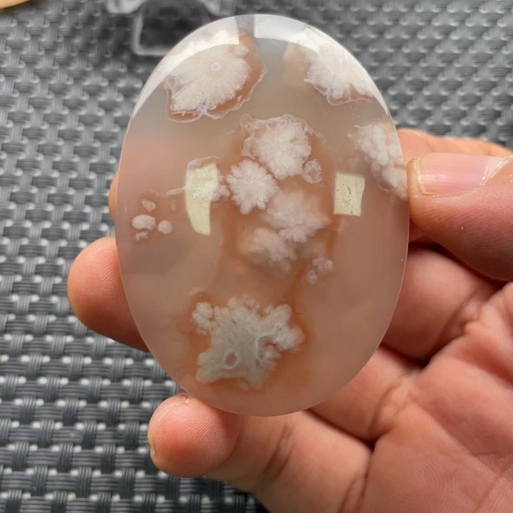 雨***沫玛瑙/玉髓未镶嵌颈饰