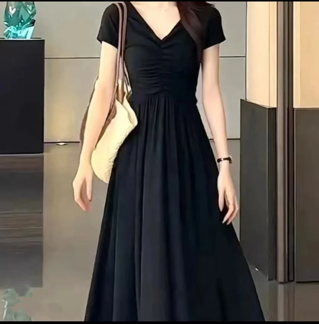 YH-66376大码女装胖mm法式v领夏季简约气质褶皱垂感宽松连衣裙