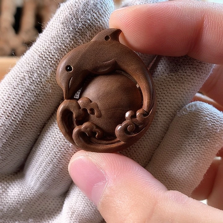 檀香木吊坠星*轩自由与爱海豚吊坠