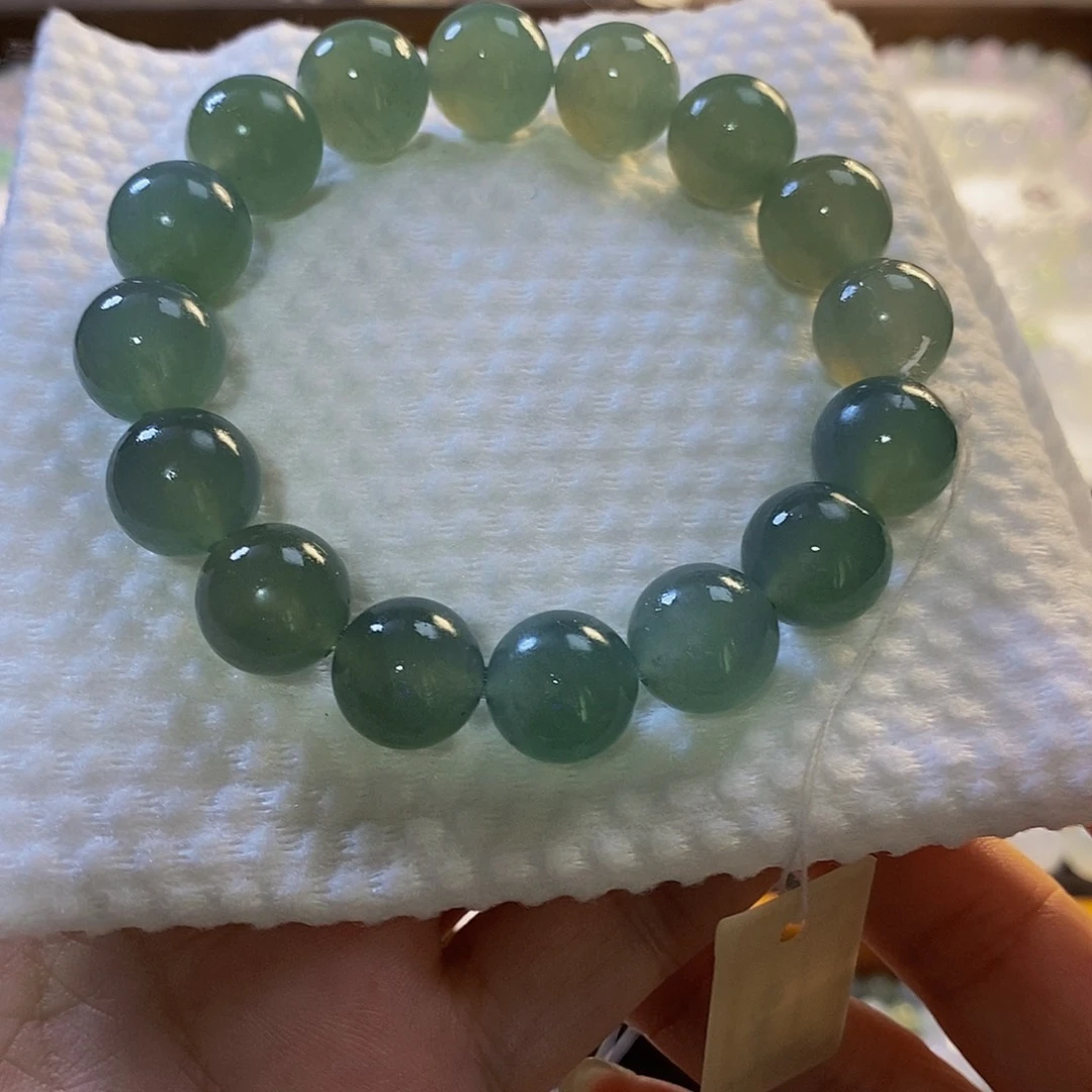 定制翡翠未镶嵌翡翠.