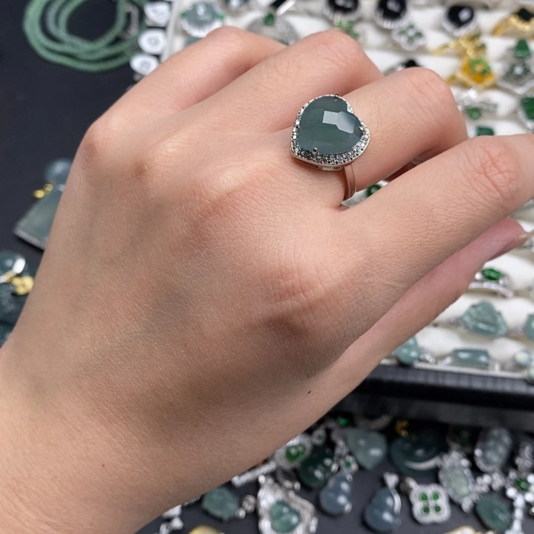 未镶嵌挂件翡翠翡翠